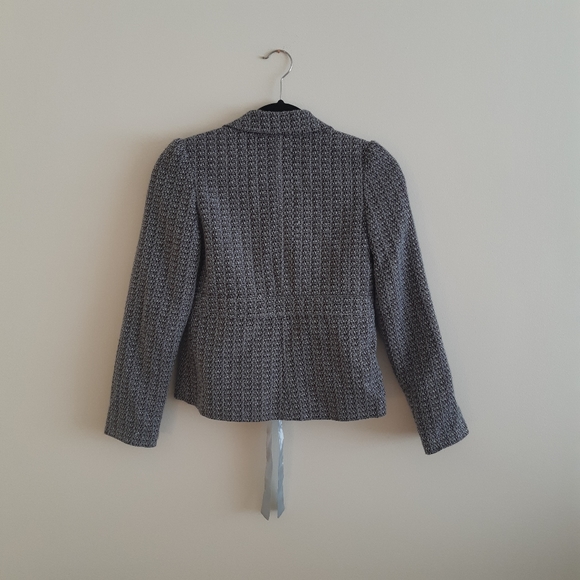 Matching skirt and blazer set - Picture 3 of 12